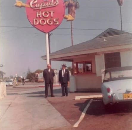Cupid's Hot Dogs vintage 1950s location